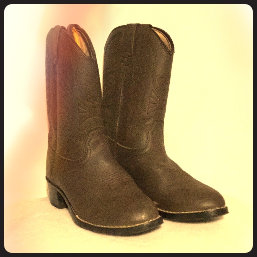Girls boots